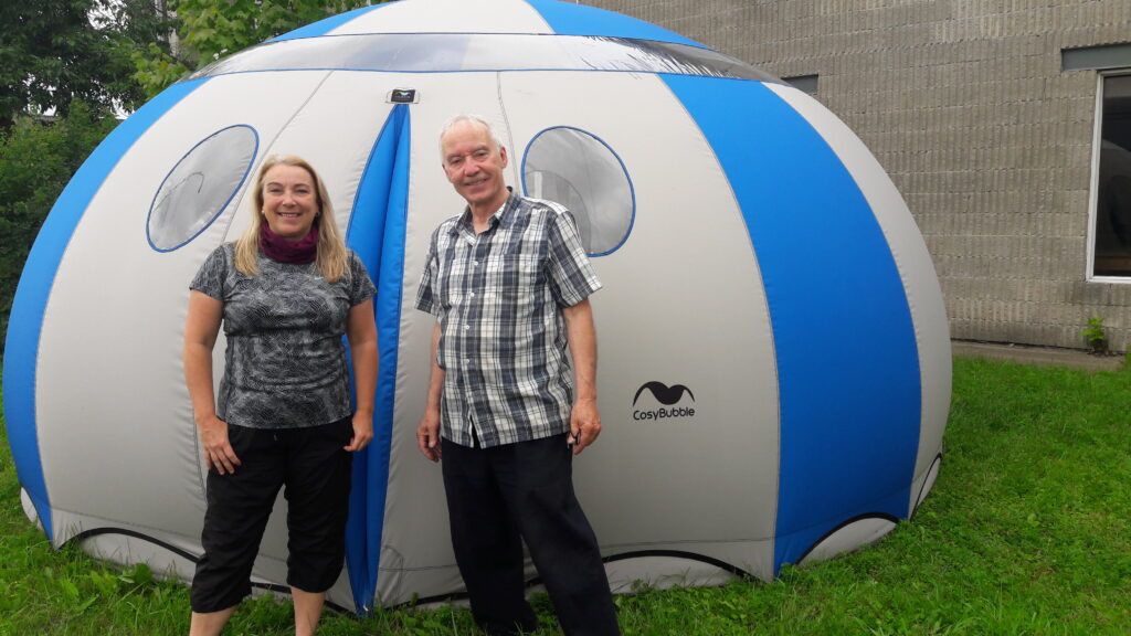 La tente gonflable Cosy Bubble : l’expérience unique du prêt-à-camper